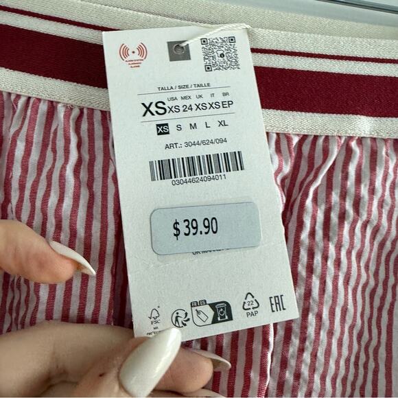 Zara Red and White Striped High Waist Shorts - Picture 5 of 5